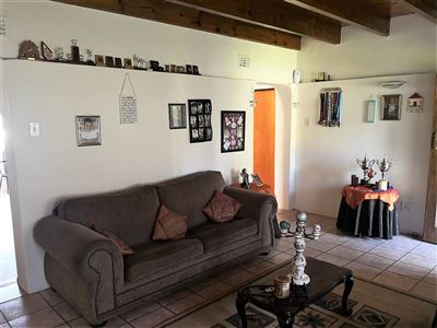 To Let 3 Bedroom Property for Rent in Bothasrus Eastern Cape